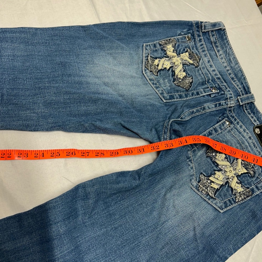 Miss Me Bootcut Jeans Blue Distressed Rhinestone Fleur De Lis Cross Size 26 - Picture 5 of 9